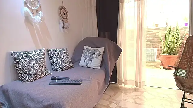 Snapshot of MarilynDavies chatting on March 22, 4:37 pm MarilynDavies online show from March 22, 4:37 pm