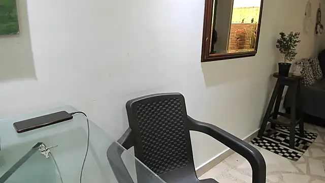 Snapshot of MarilynDavies chatting on October 23, 8:51 pm MarilynDavies online show from October 23, 8:51 pm