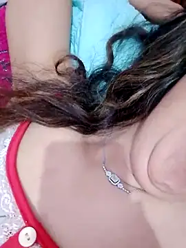 Snapshot of Fatina111 chatting on November 12, 3:07 am Fatina111 online show from November 12, 3:07 am