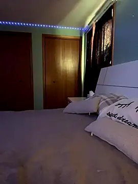 Snapshot of dufarin chatting on November 19, 8:31 pm dufarin online show from November 19, 8:31 pm