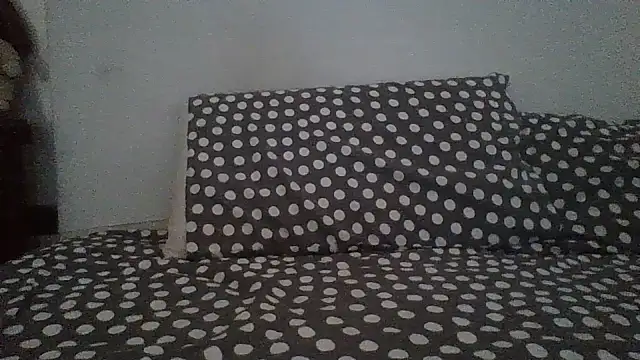 Snapshot of MarikaMilff chatting on June 19, 12:42 pm MarikaMilff online show from June 19, 12:42 pm