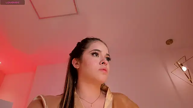 Snapshot of DonnaStonne chatting on January 9, 1:50 am DonnaStonne online show from January 9, 1:50 am