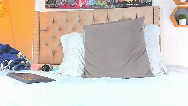 Snapshot of Anya_Texas chatting on February 22, 9:26 pm Anya Texas online show from February 22, 9:26 pm