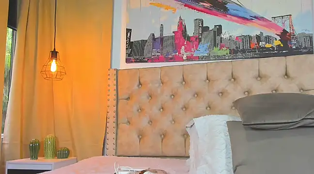 Snapshot of Anya_Texas chatting on February 28, 7:25 pm Anya Texas online show from February 28, 7:25 pm