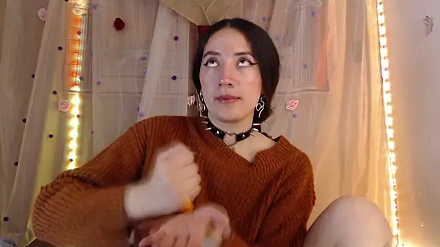 Snapshot of Tanya_WorldBondage chatting on August 5, 12:24 am Tanya WorldBondage online show from August 5, 12:24 am