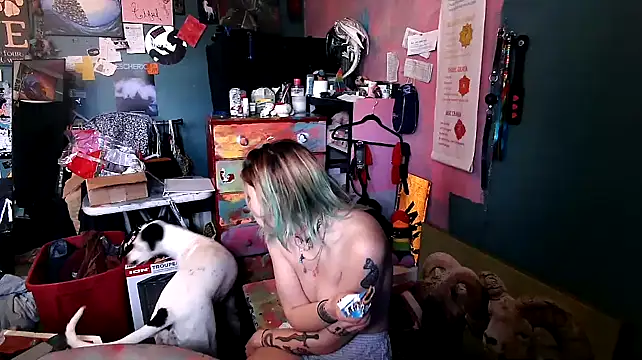 Snapshot of Esteem369 chatting on February 28, 5:26 pm Esteem369 online show from February 28, 5:26 pm