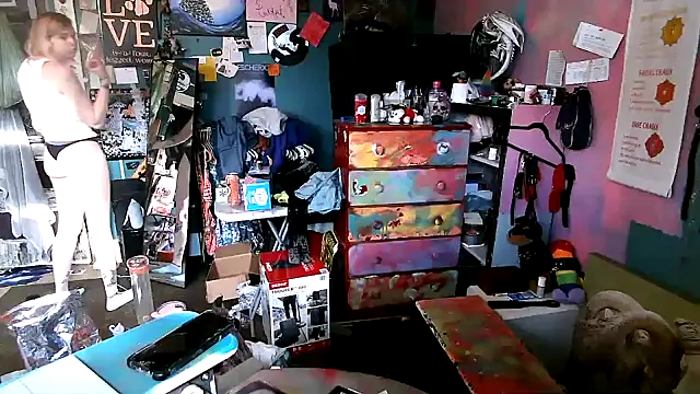 Snapshot of Esteem369 chatting on March 20, 11:56 pm Esteem369 online show from March 20, 11:56 pm