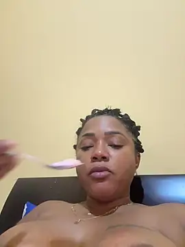 Snapshot of Noviostoxico chatting on September 16, 11:39 pm Noviostoxico online show from September 16, 11:39 pm