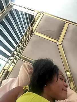 Snapshot of Noviostoxico chatting on October 25, 5:51 pm Noviostoxico online show from October 25, 5:51 pm