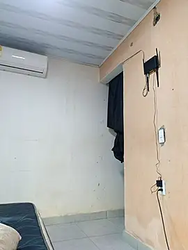 Liancy online show from March 11, 8:59 pm