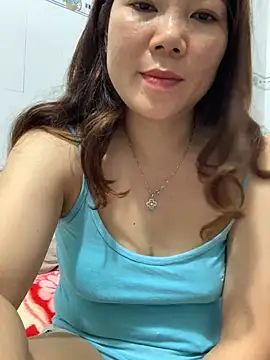 Snapshot of Baby-bigtits chatting on February 19, 10:01 am Baby-bigtits online show from February 19, 10:01 am