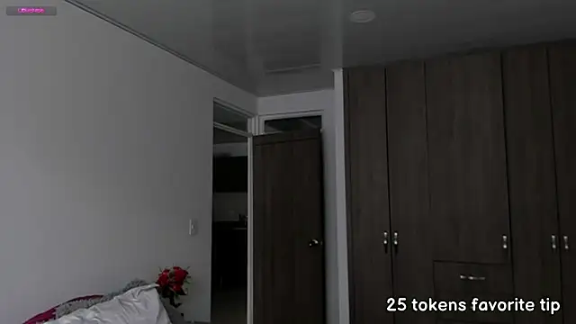 Im coco online show from February 4, 12:33 pm