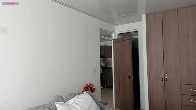 Im coco online show from February 6, 2:37 pm