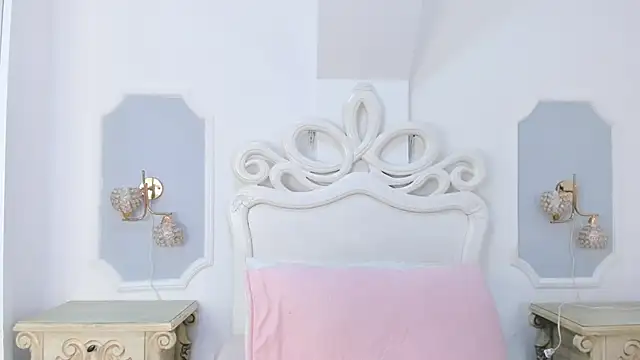 Snapshot of Roma__love chatting on November 15, 12:13 pm Roma love online show from November 15, 12:13 pm