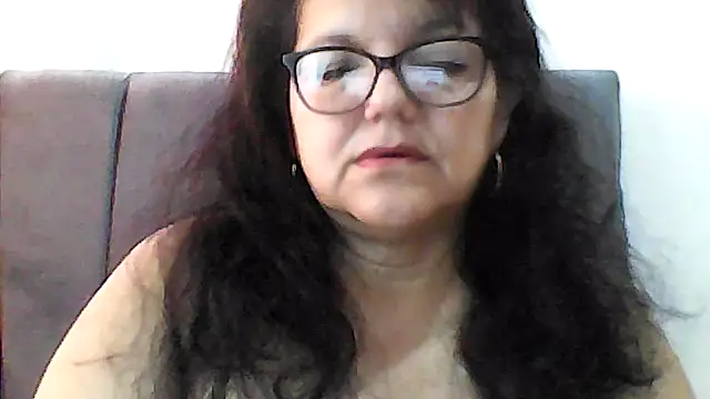 Snapshot of kassandra02 chatting on November 27, 12:51 pm kassandra02 online show from November 27, 12:51 pm