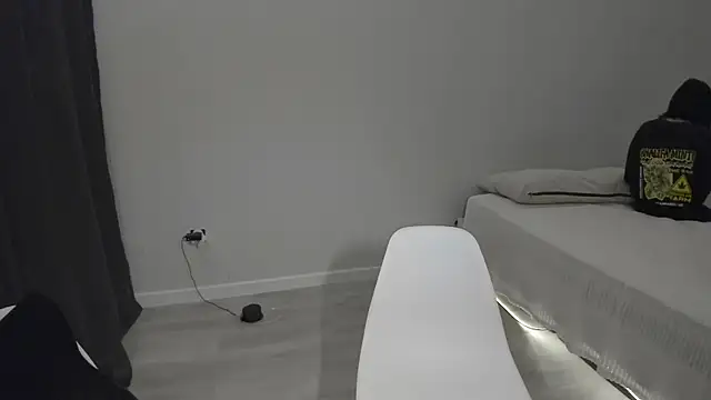 Snapshot of im_lucky_adam chatting on September 21, 6:09 pm im lucky adam online show from September 21, 6:09 pm