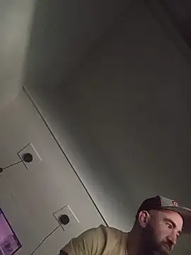 jmliimonsito online show from April 27, 3:43 pm