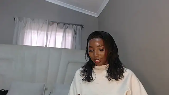 naughtyblackdolie online show from January 17, 1:46 pm