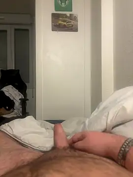 Snapshot of aquarium2345 chatting on November 13, 7:13 pm aquarium2345 online show from November 13, 7:13 pm