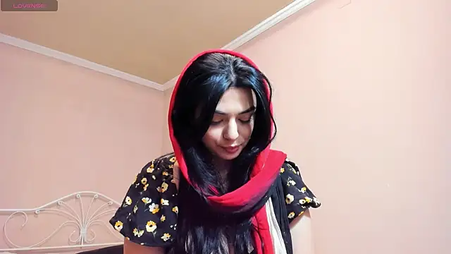 Snapshot of _cleopattra_ chatting on December 24, 6:39 pm  cleopattra  online show from December 24, 6:39 pm