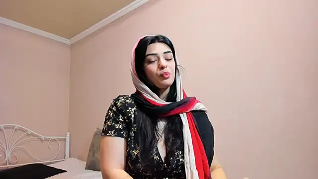 Snapshot of _cleopattra_ chatting on December 27, 6:42 pm  cleopattra  online show from December 27, 6:42 pm