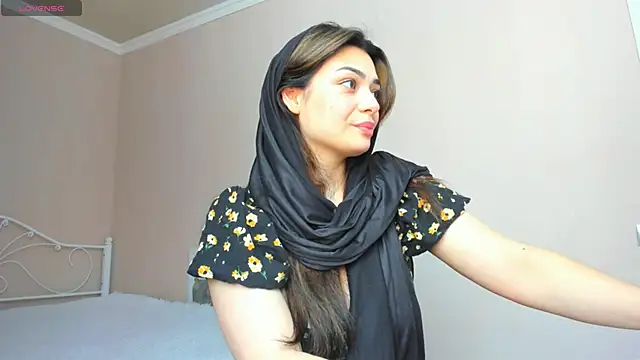 Snapshot of _cleopattra_ chatting on February 9, 9:16 am  cleopattra  online show from February 9, 9:16 am