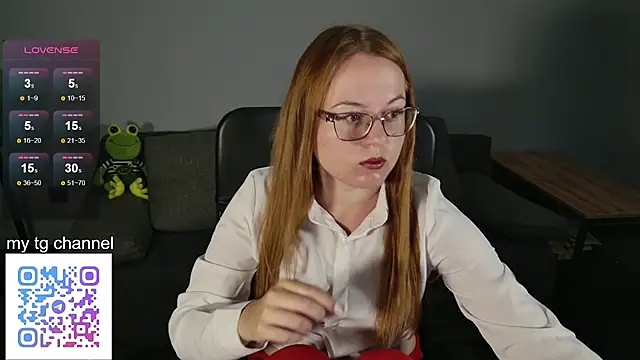 Snapshot of Lila_Pitt chatting on July 17, 8:32 am Lila Pitt online show from July 17, 8:32 am