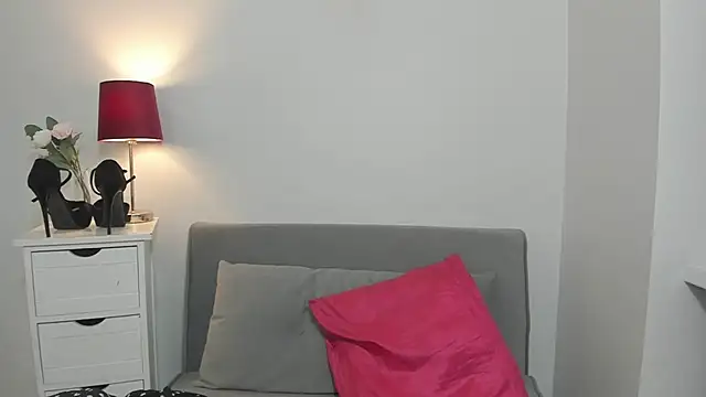 Snapshot of CrystalHotty chatting on February 11, 4:13 pm CrystalHotty online show from February 11, 4:13 pm