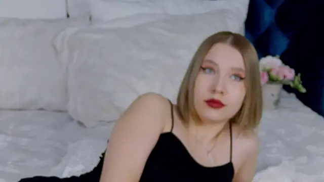 LiliLinn online show from February 27, 8:06 am