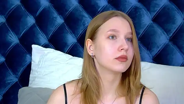 LiliLinn online show from July 15, 10:20 am