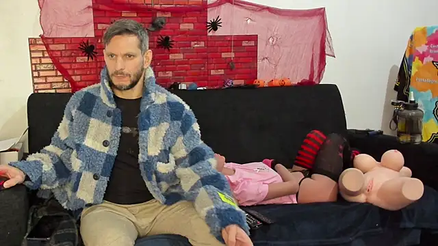 Snapshot of Samurayjiu chatting on February 14, 6:40 pm Samurayjiu online show from February 14, 6:40 pm