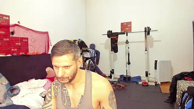 Snapshot of Samurayjiu chatting on February 19, 2:55 pm Samurayjiu online show from February 19, 2:55 pm