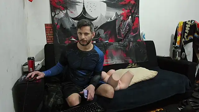 Snapshot of Samurayjiu chatting on February 21, 10:15 pm Samurayjiu online show from February 21, 10:15 pm