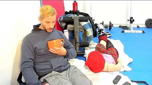 Snapshot of Samurayjiu chatting on December 3, 2:48 pm Samurayjiu online show from December 3, 2:48 pm