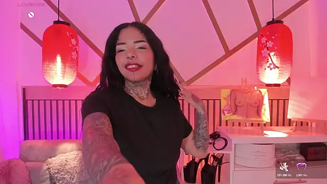 NinaInk online show from July 13, 12:30 pm