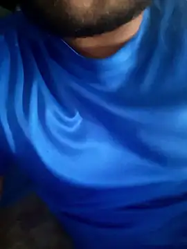 Snapshot of wildboy_simon chatting on December 7, 1:40 pm wildboy simon online show from December 7, 1:40 pm