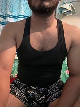 Snapshot of wildboy_simon chatting on October 23, 9:19 am wildboy simon online show from October 23, 9:19 am