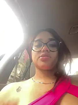 Snapshot of ElaEndez_ chatting on January 26, 7:52 pm ElaEndez online show from January 26, 7:52 pm