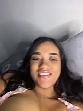 Snapshot of ElaEndez_ chatting on September 25, 11:19 pm ElaEndez online show from September 25, 11:19 pm