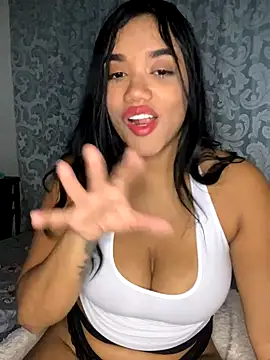 Snapshot of ElaEndez_ chatting on December 20, 4:41 am ElaEndez online show from December 20, 4:41 am