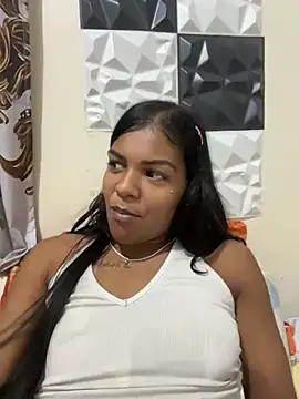 Indiazinhax online show from August 2, 12:09 am