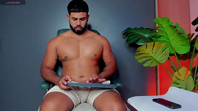 noah crux online show from May 2, 2:27 am
