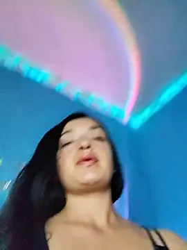 Snapshot of evelyn_prince1 chatting on May 27, 3:36 am evelyn prince1 online show from May 27, 3:36 am