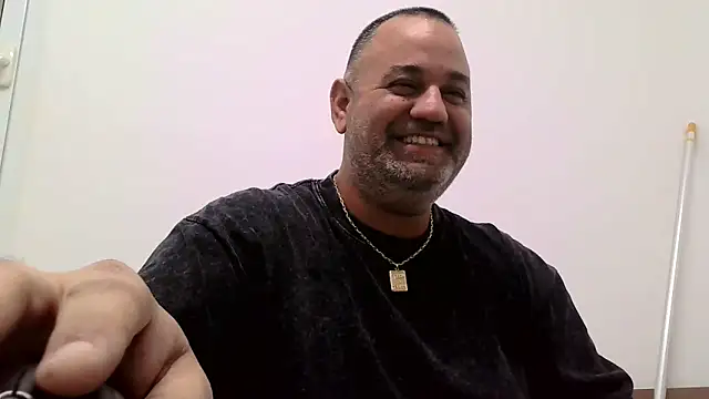 Snapshot of your_man85 chatting on January 27, 8:39 pm your man85 online show from January 27, 8:39 pm