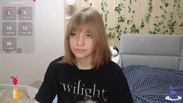 HermioneHHH online show from March 22, 6:58 pm