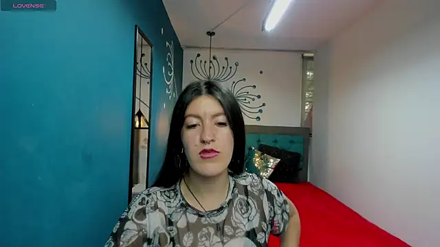 LiaCooper  online show from December 4, 6:17 pm