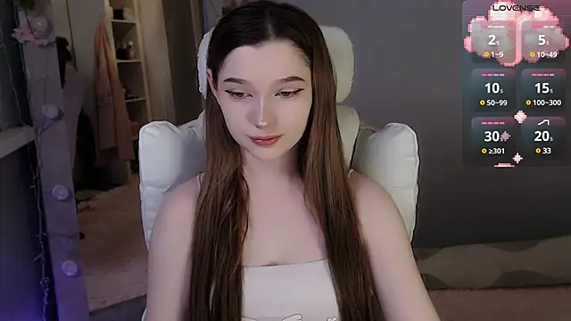 Snapshot of White_kitty01 chatting on January 29, 12:35 pm White kitty01 online show from January 29, 12:35 pm