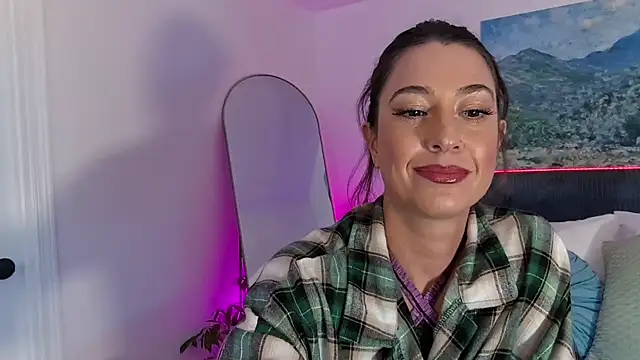 Snapshot of OutdoorXventure chatting on November 27, 4:36 am OutdoorXventure online show from November 27, 4:36 am