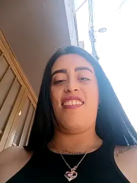 Snapshot of Freyja300 chatting on January 15, 5:37 pm Freyja300 online show from January 15, 5:37 pm