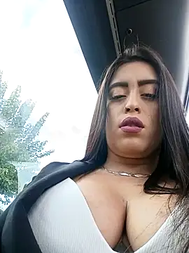 Snapshot of Freyja300 chatting on November 25, 9:42 am Freyja300 online show from November 25, 9:42 am